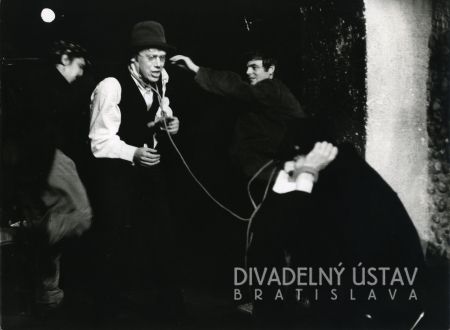 Marián Labuda (Estragón), Pavol Mikulík (Lucky), Stano Dančiak (Vladimír), Martin Huba (Pozzo)