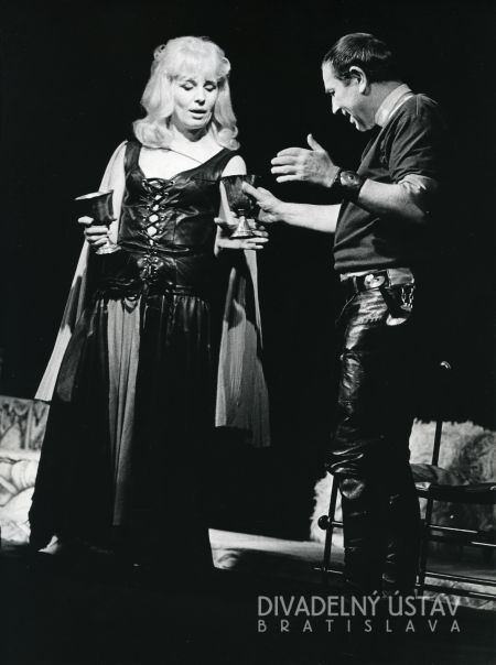 Mária Kráľovičová (Katarína), Ctibor Filčík (Goetz)