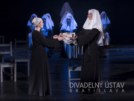Lucie Kašpárková (Blanche de la Force), Denisa Hamarová (Matka Mária de l´Incarnation) 