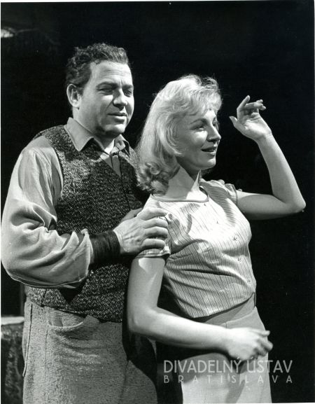 Viliam Záborský (Eddie), Mária Kráľovičová (Catherine)