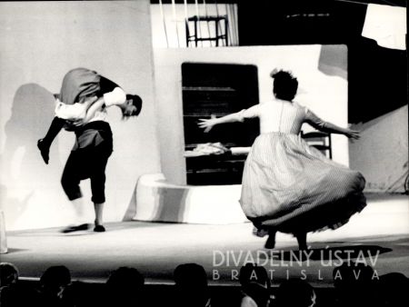 Karol Machata (Crespino), Viera Topinková (Giannina), Eva Krížiková (Slečna Susanna)