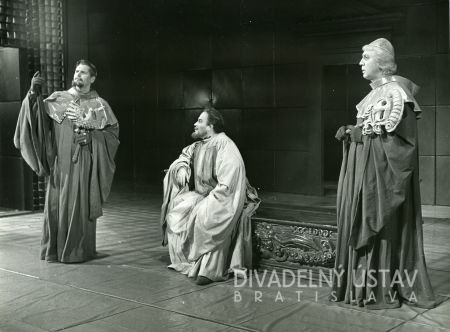 Mikuláš Huba (Kardinál Barberini), Viliam Záborský (Galileo Galilei), Jozef Šándor (Kardinál Bellarmin)